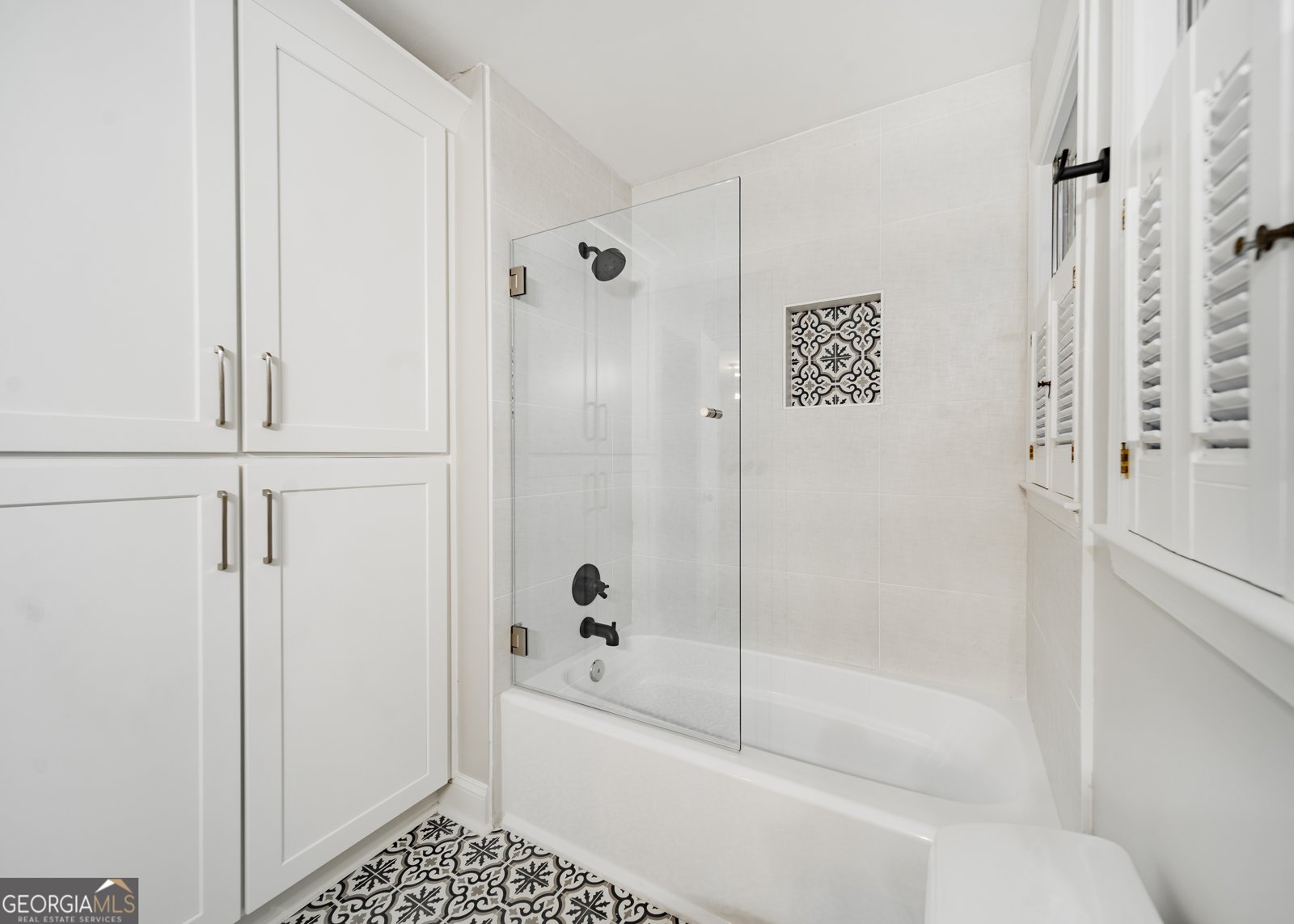 2260 River Cliff Drive Roswell - 48