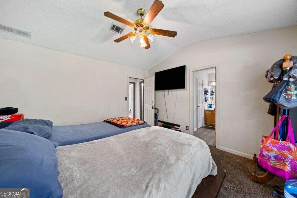 7106 Oakwood Circle Rex - 16