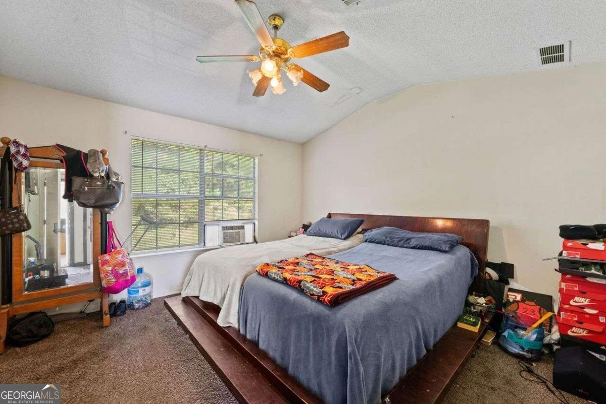 7106 Oakwood Circle Rex - 17