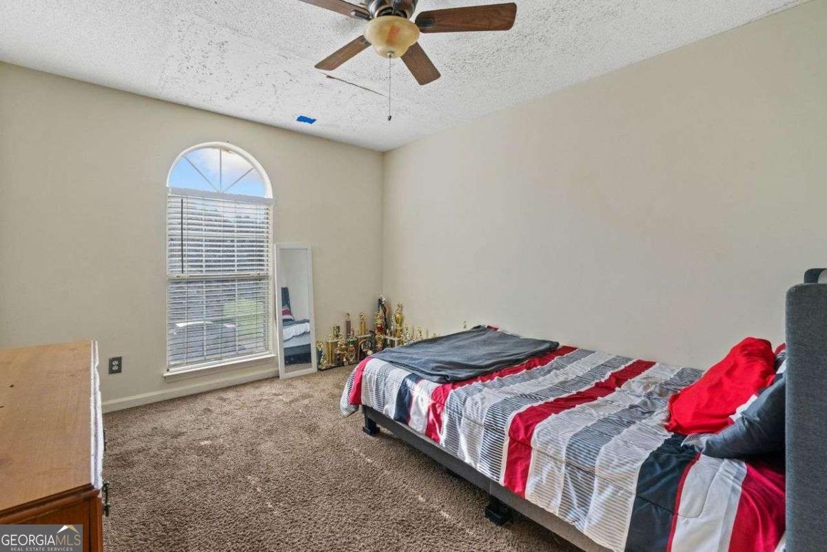 7106 Oakwood Circle Rex - 18