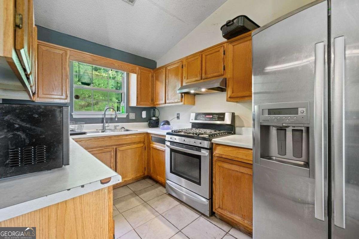 7106 Oakwood Circle Rex - 6