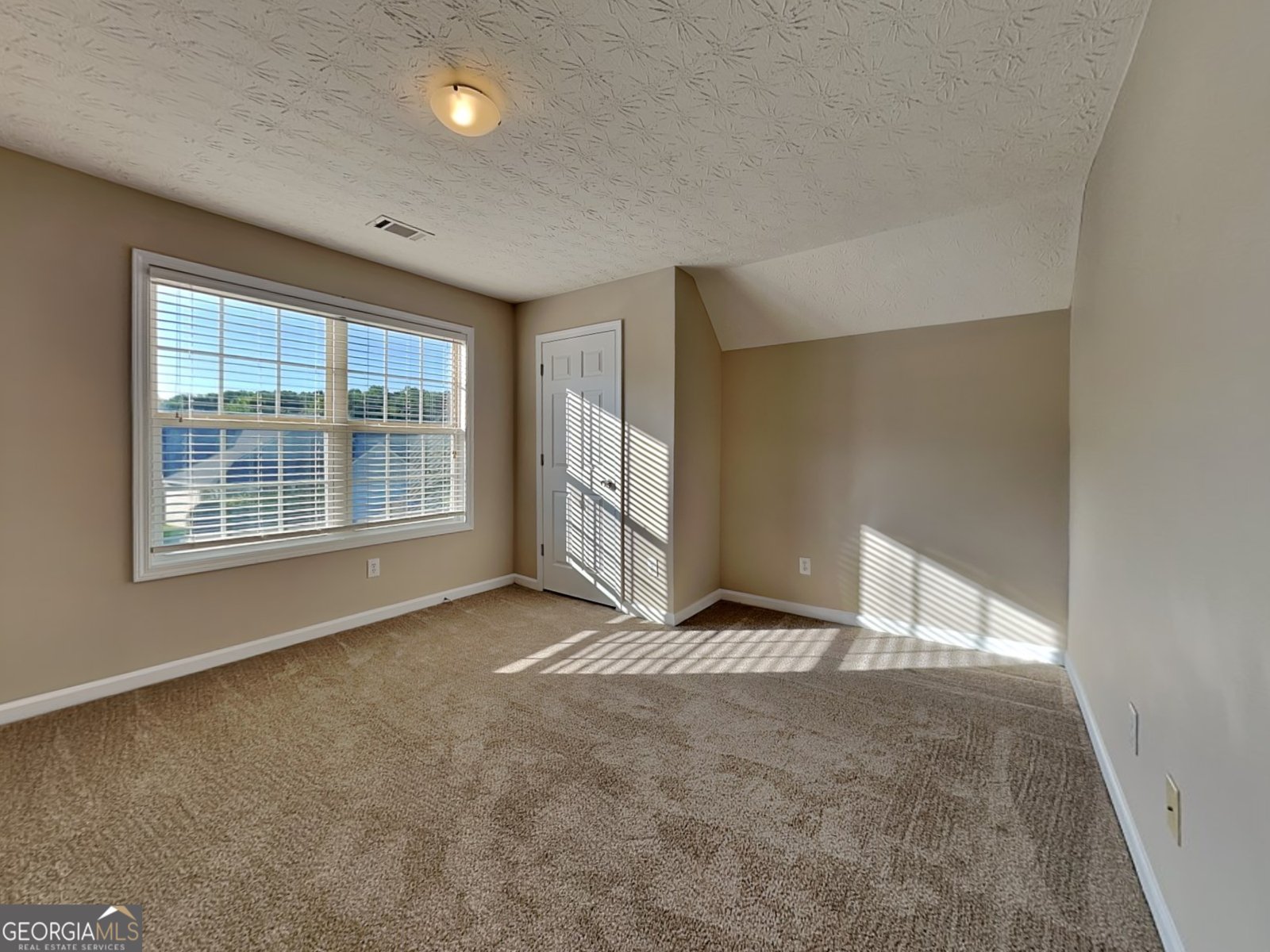 415 Shadowbrooke Circle Loganville - 15