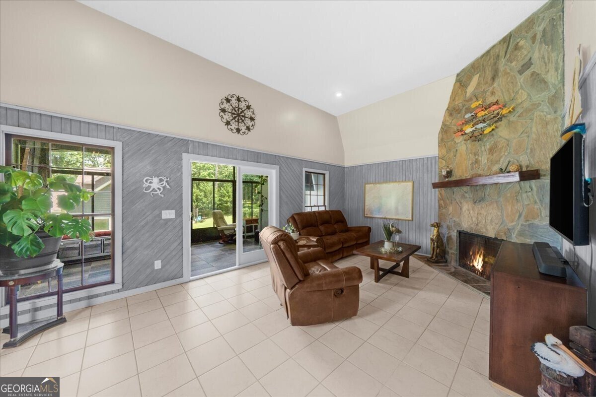 5851 Dolvin Lane Buford - 13