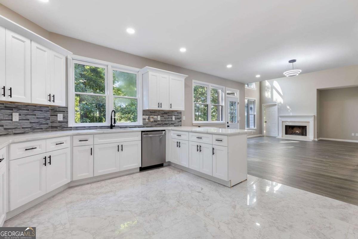 6723 Winterberry Ridge Drive Stone Mountain - 15