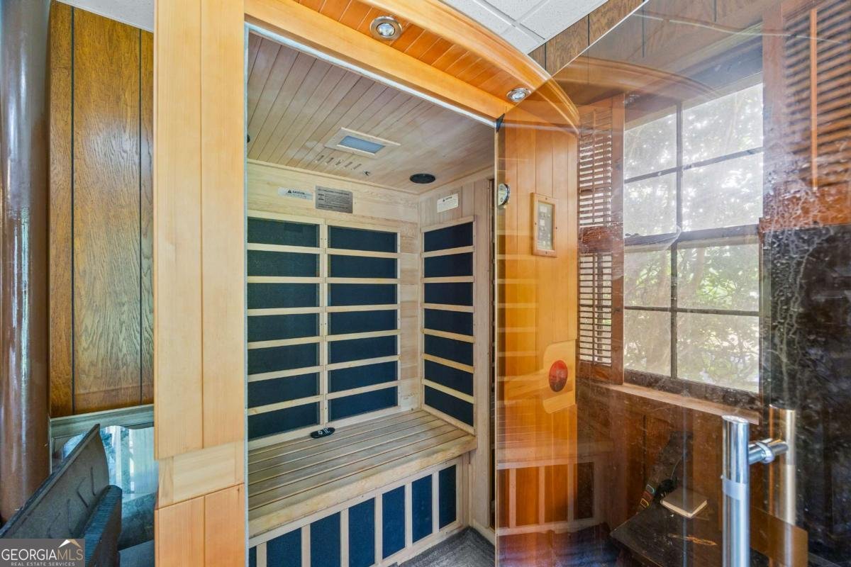 401 5th Avenue Winder - 26