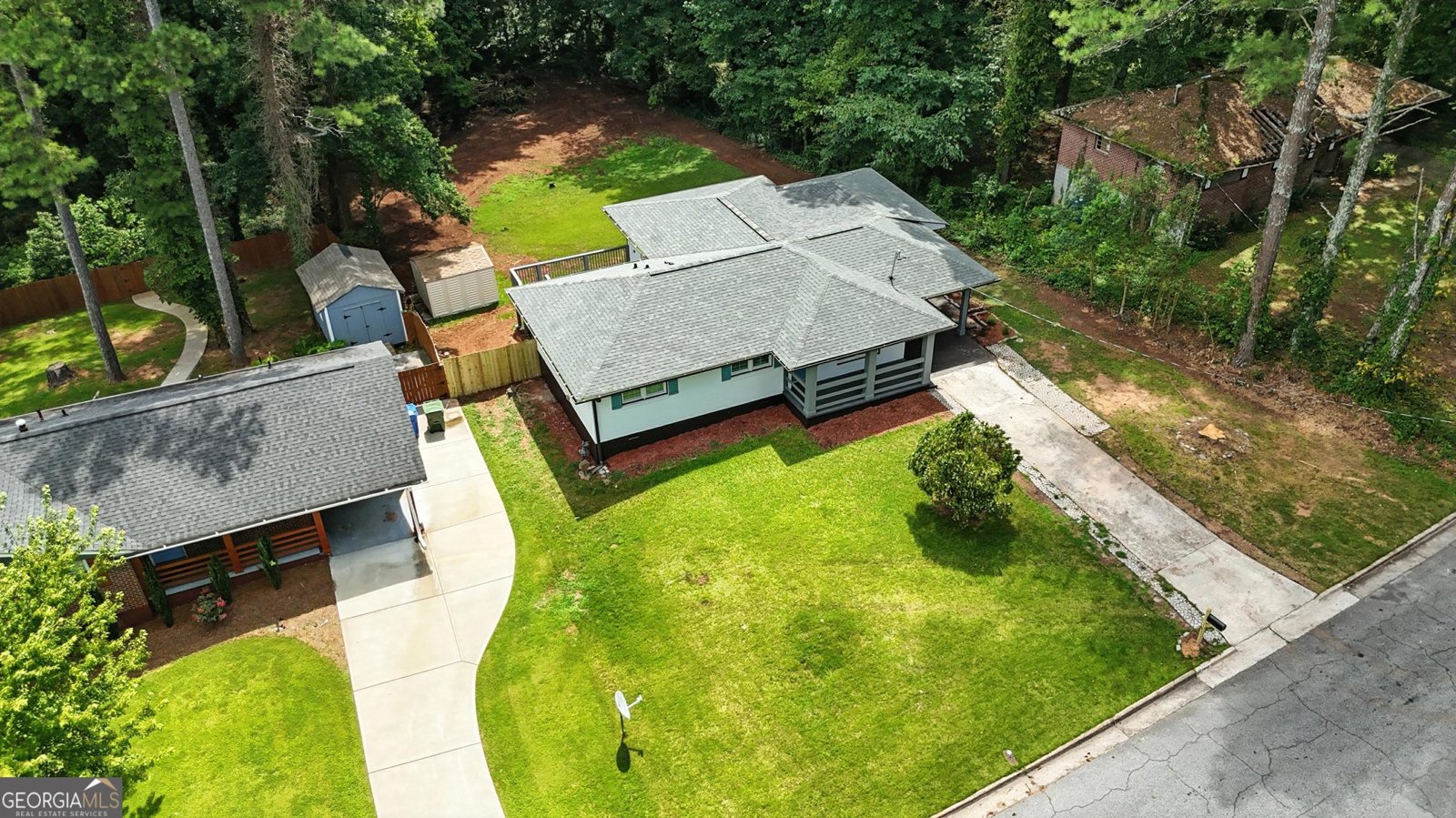 2650 LOIS Lane Atlanta - 24