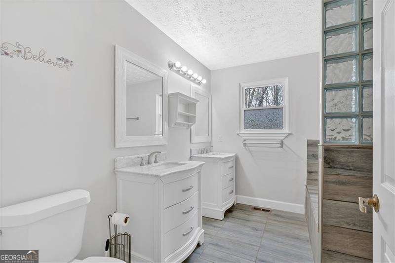 3640 Silver Leaf Lane Marietta - 28