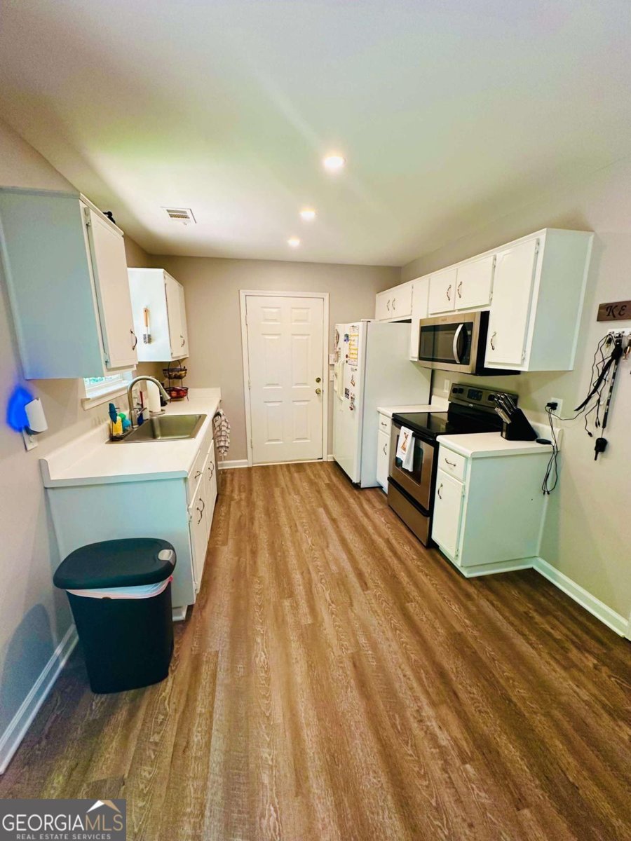 6533 River Hill Drive Flowery Branch - 8