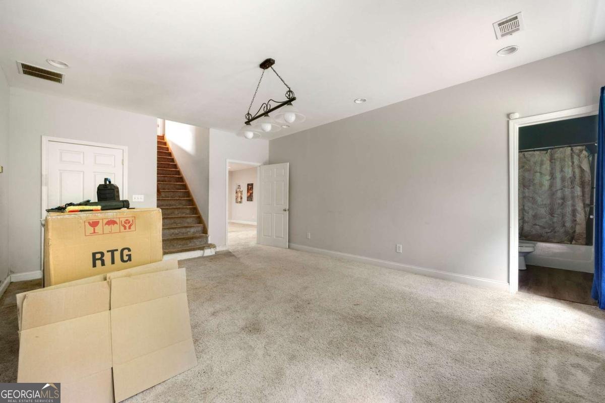 200 Clear Spring Lane Oxford - 37
