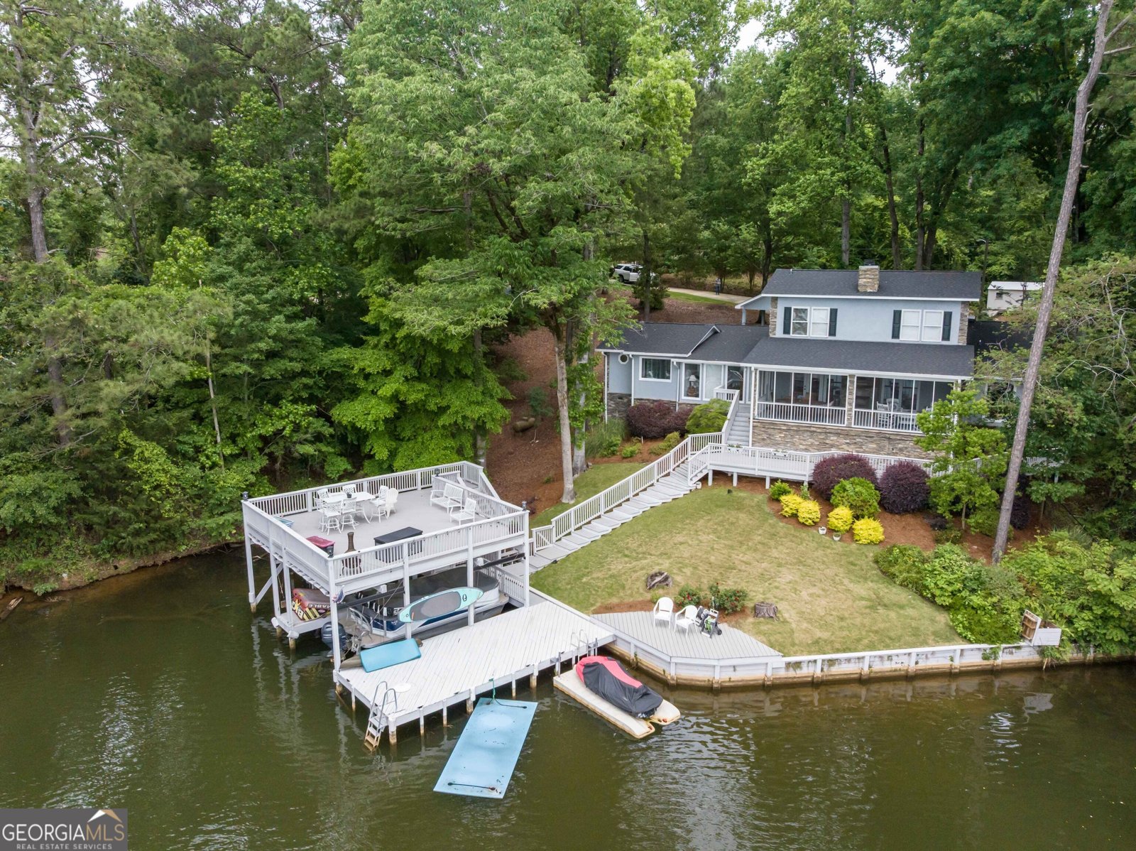 566 LONGVIEW DRIVE Hamilton - 2