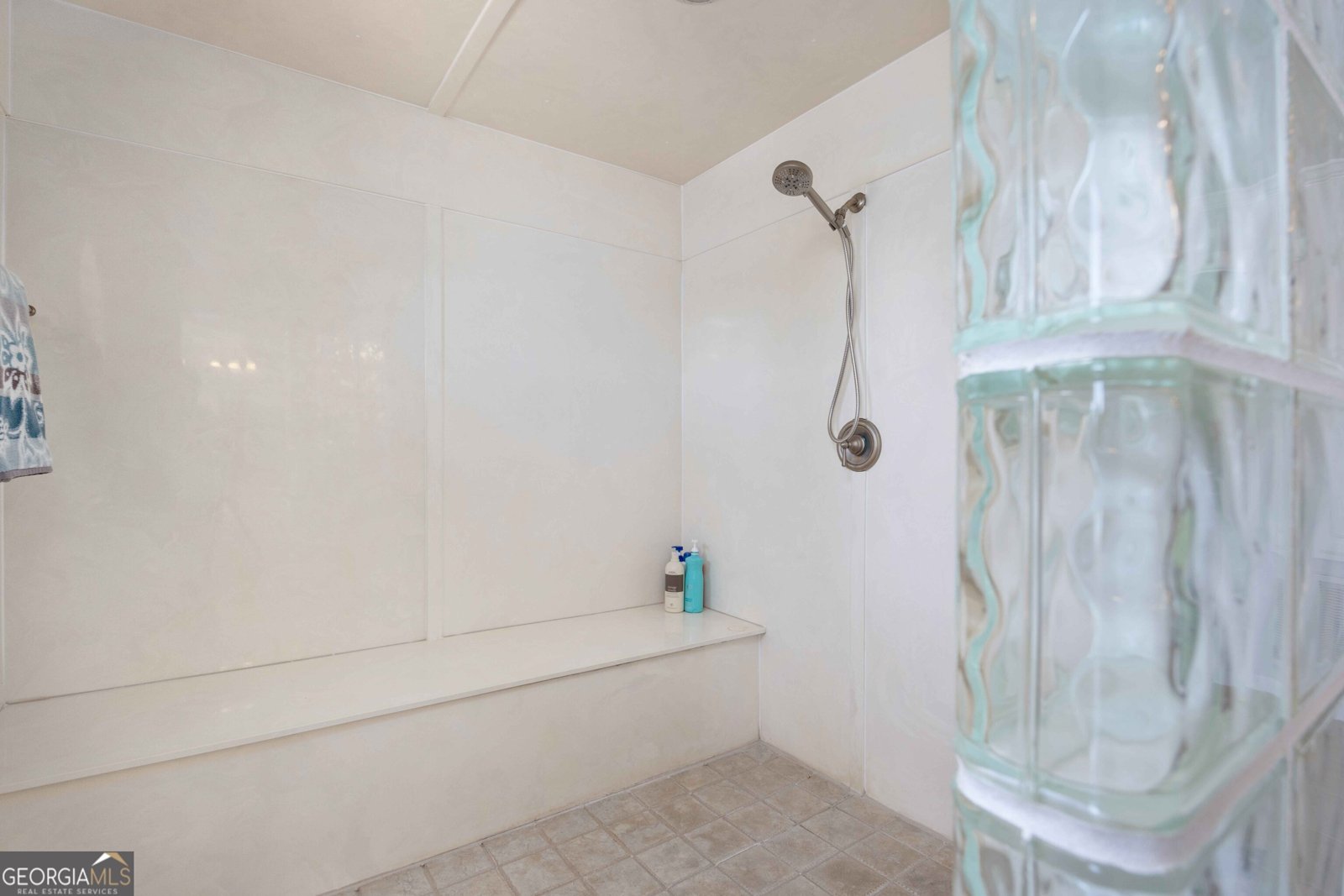 566 LONGVIEW DRIVE Hamilton - 22