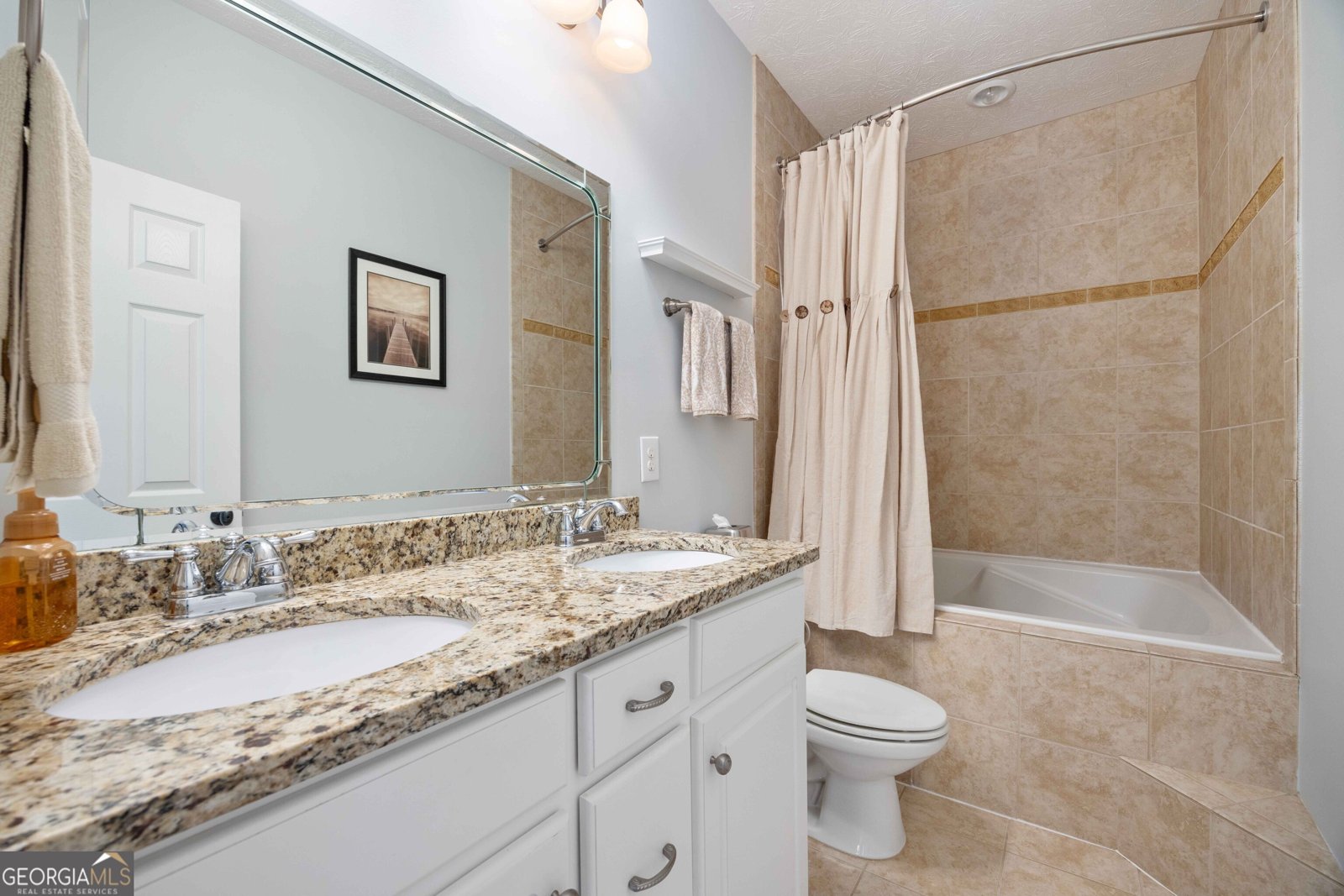 566 LONGVIEW DRIVE Hamilton - 27