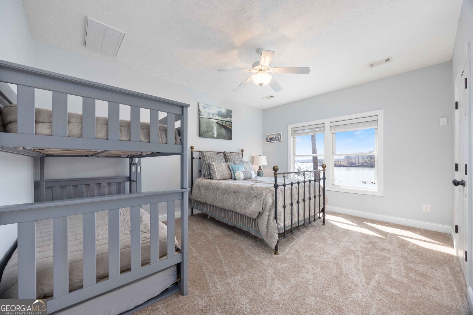 566 LONGVIEW DRIVE Hamilton - 28