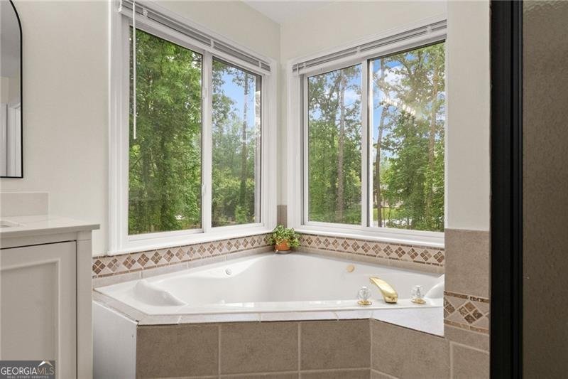 1620 Bluwater Court Cumming - 34