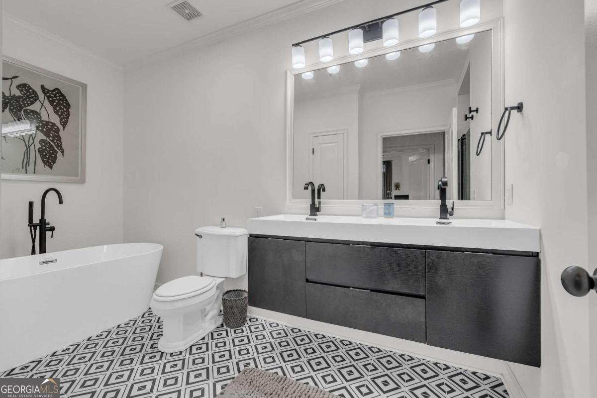 825 Highland Lane Atlanta - 16