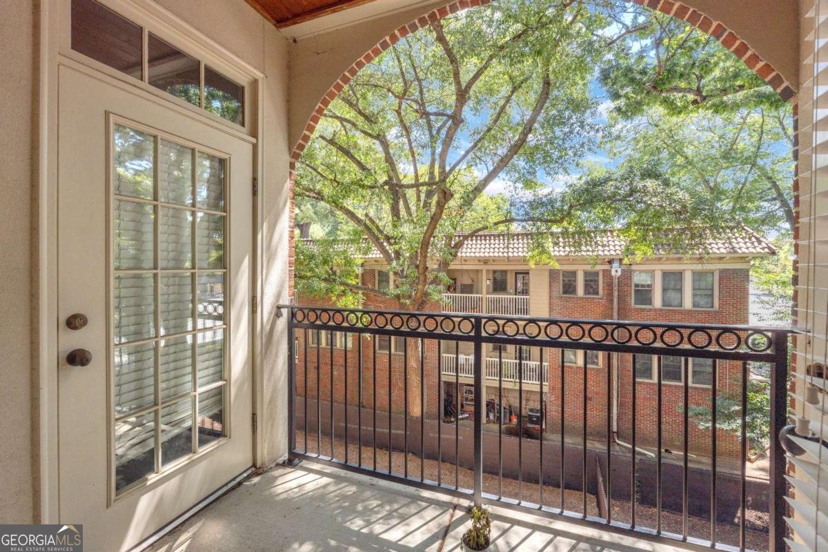 825 Highland Lane Atlanta - 22