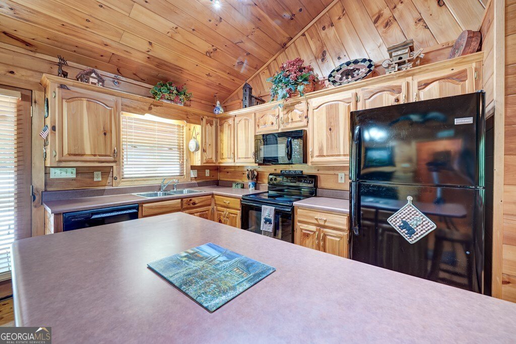 30 The Forest Road Blue Ridge - 16