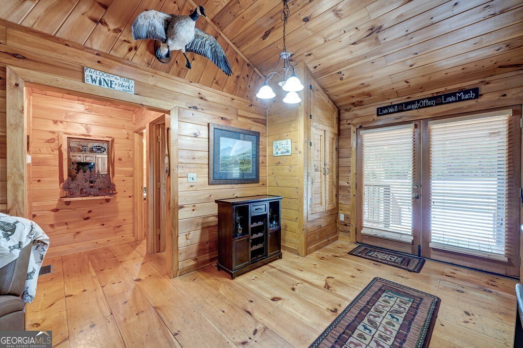 30 The Forest Road Blue Ridge - 17