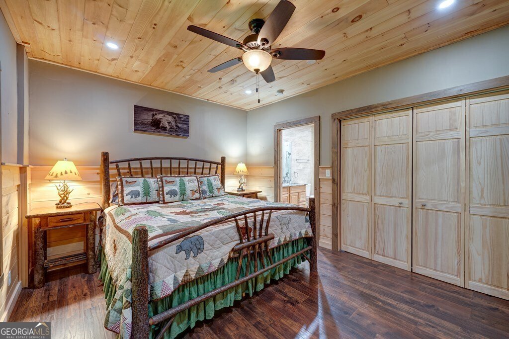 30 The Forest Road Blue Ridge - 35