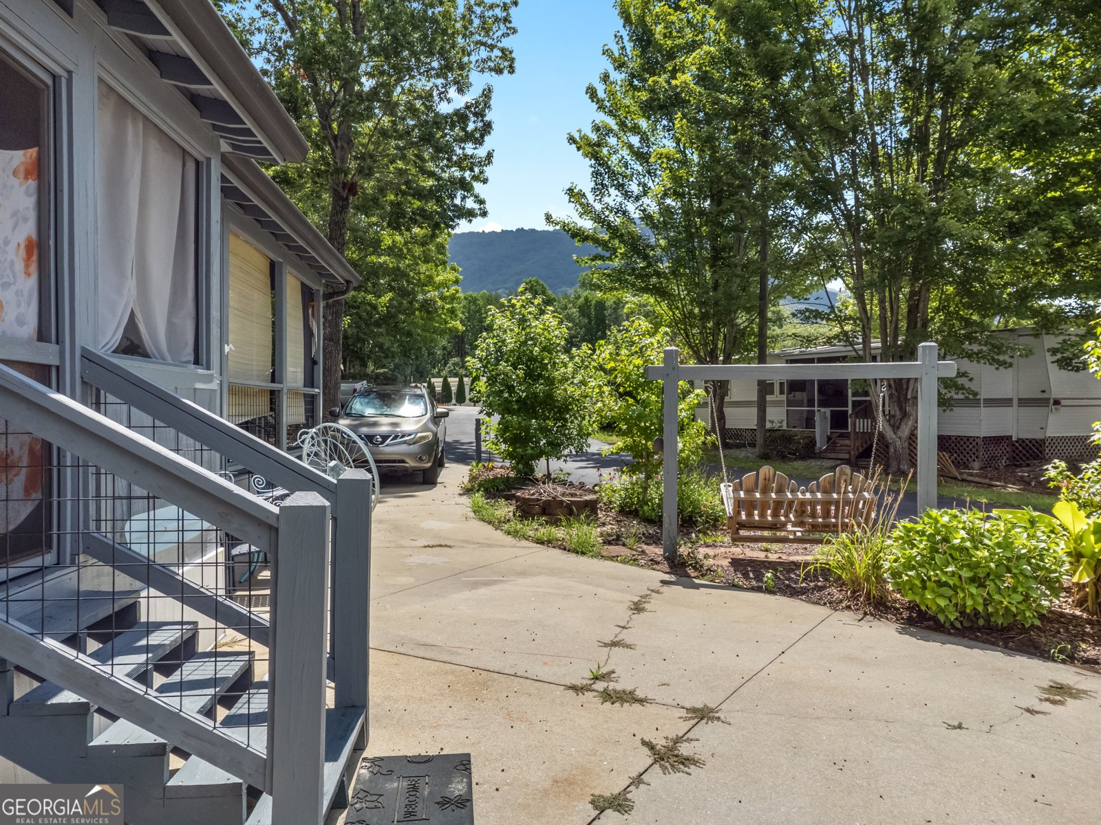 42 Nomad Trail Cleveland - 1