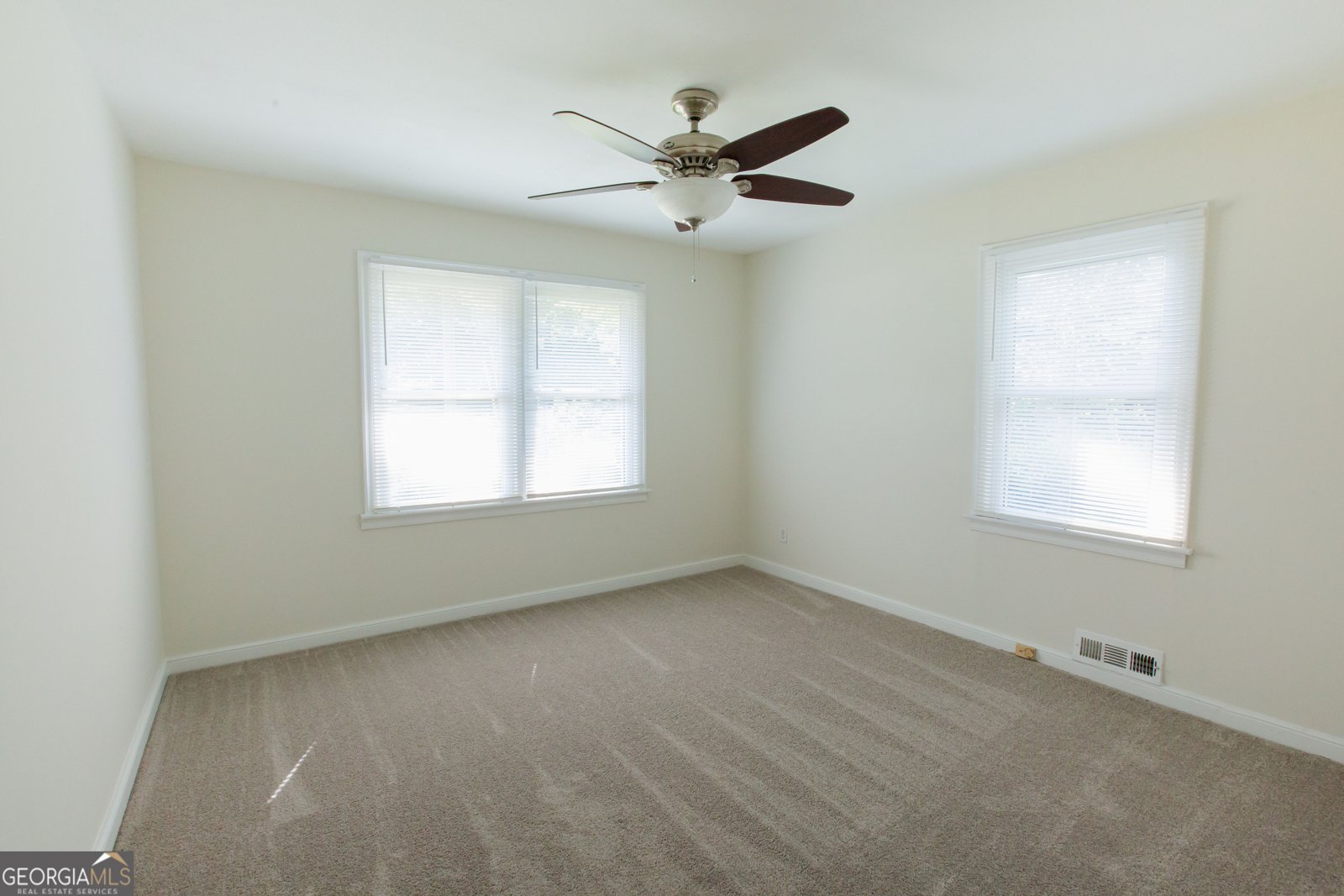2240 Old Spring Road Smyrna - 4