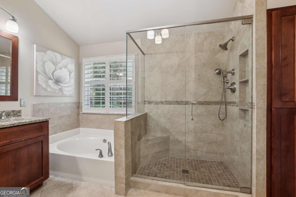 415 Northwood Cove Milton - 32
