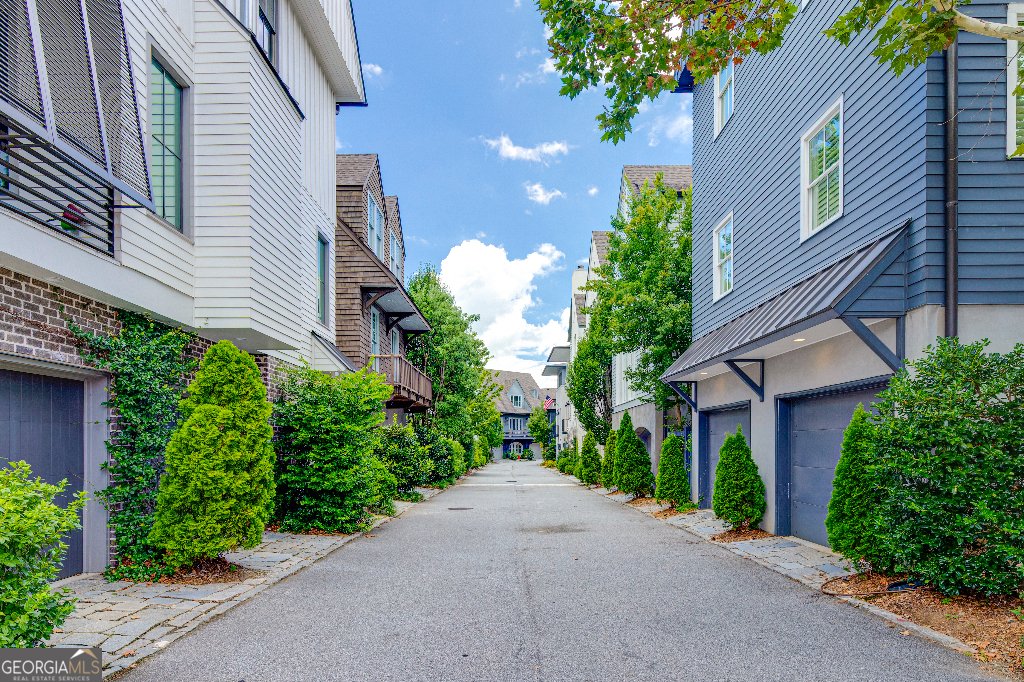 590 Bismark Road Atlanta - 2