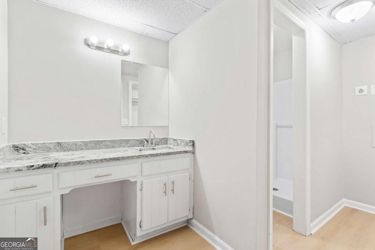 1909 Winding Creek Lane Marietta - 16
