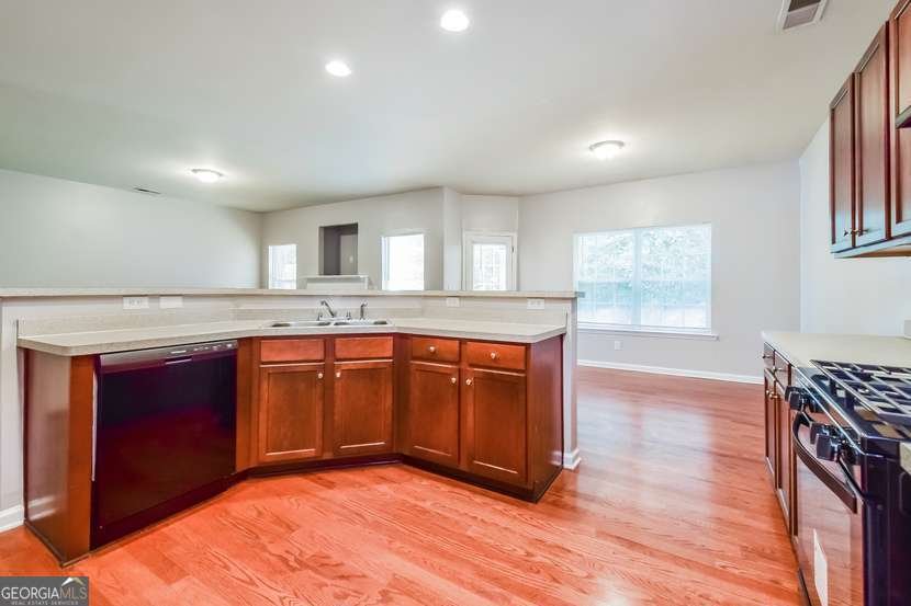 1300 Suttles Drive Atlanta - 6