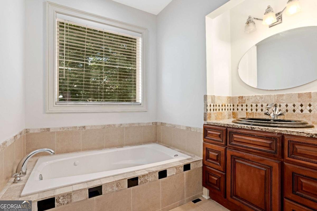 105 Ensley Point Fayetteville - 23