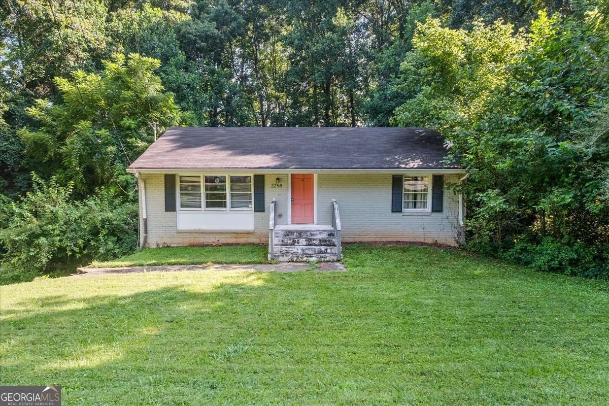 2262 Vistamont Drive Decatur - 1