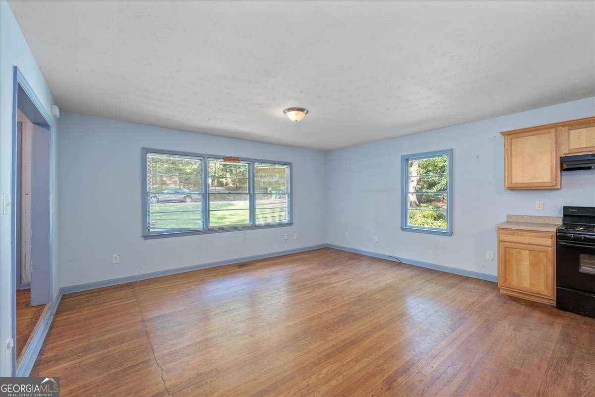 2262 Vistamont Drive Decatur - 8