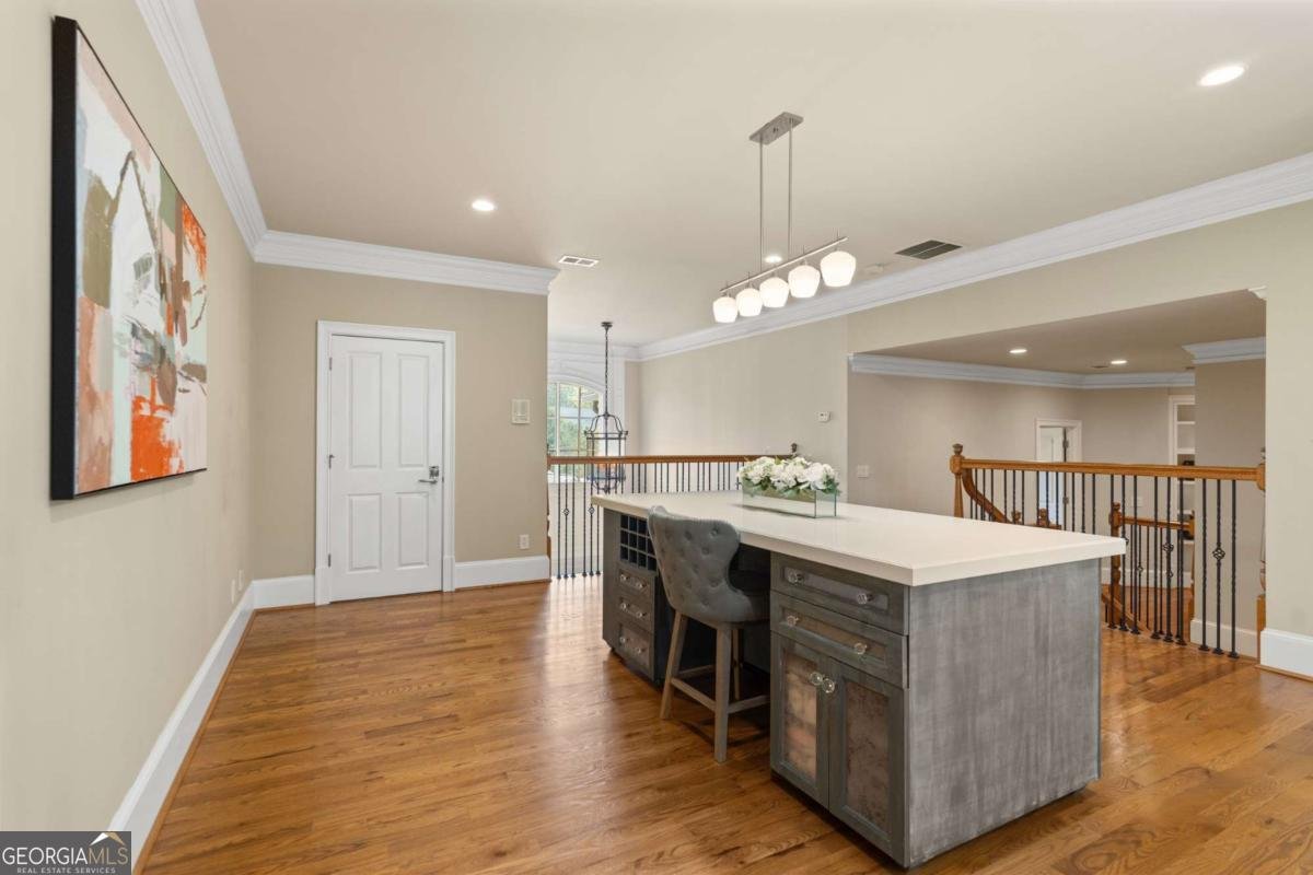 7790 Stables Drive Sandy Springs - 9