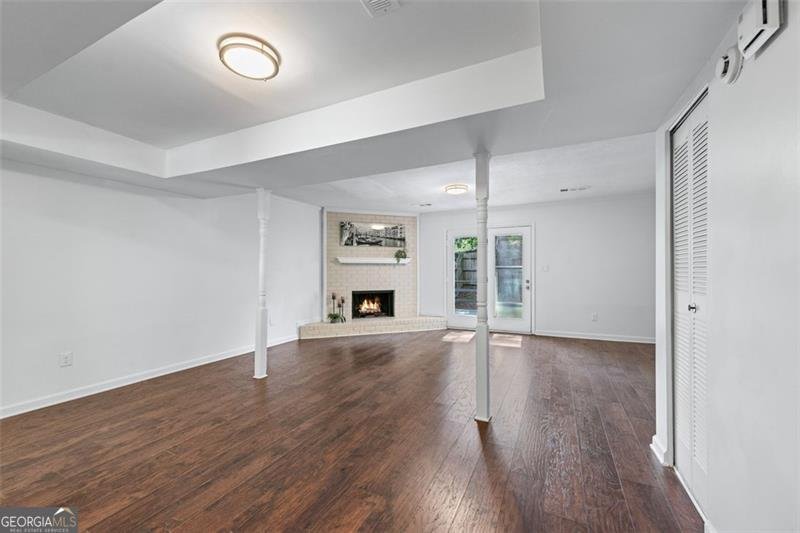 706 Twin Brooks Court Marietta - 12