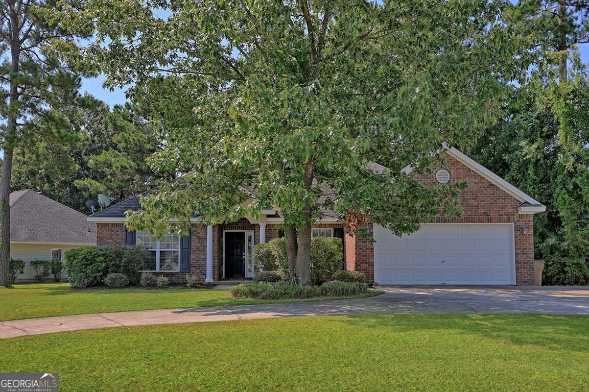 8 Patriot Drive Richmond Hill - 1