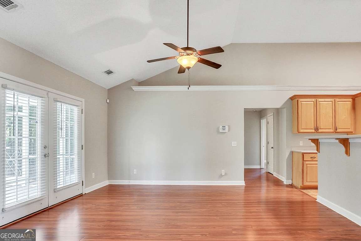 8 Patriot Drive Richmond Hill - 4