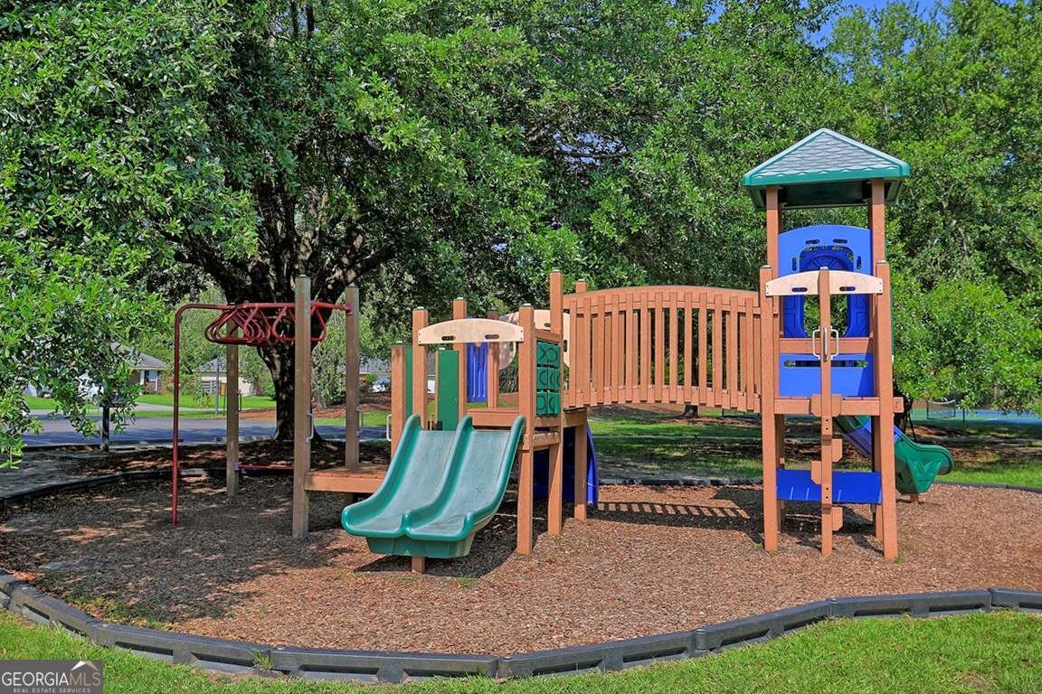 8 Patriot Drive Richmond Hill - 42