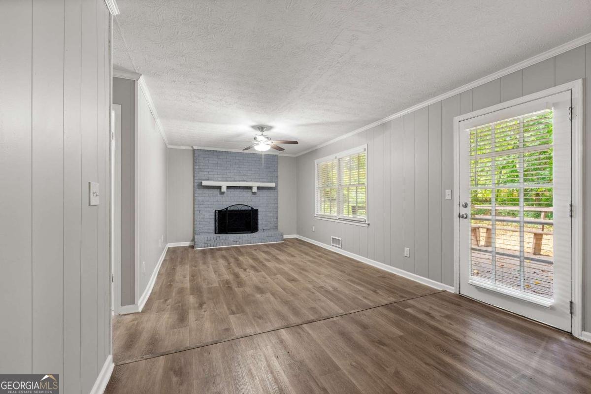 215 Hauteur Place Lilburn - 5