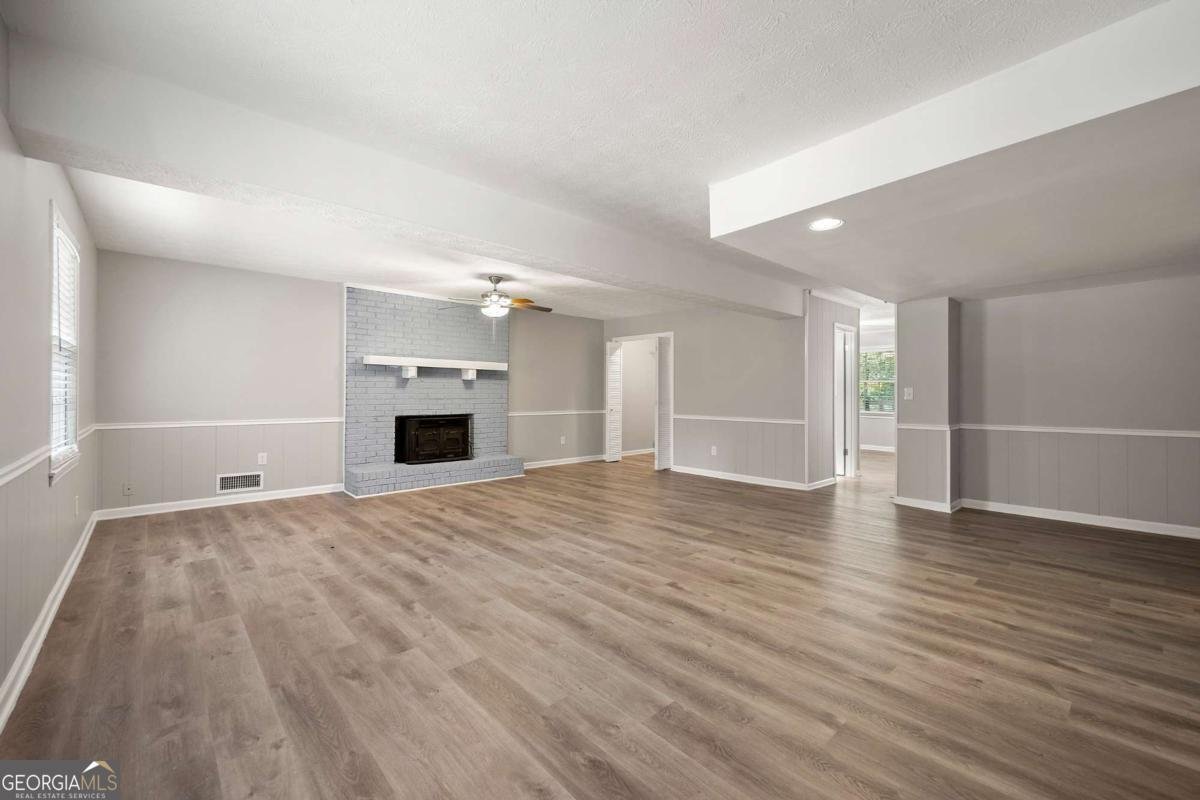 215 Hauteur Place Lilburn - 6