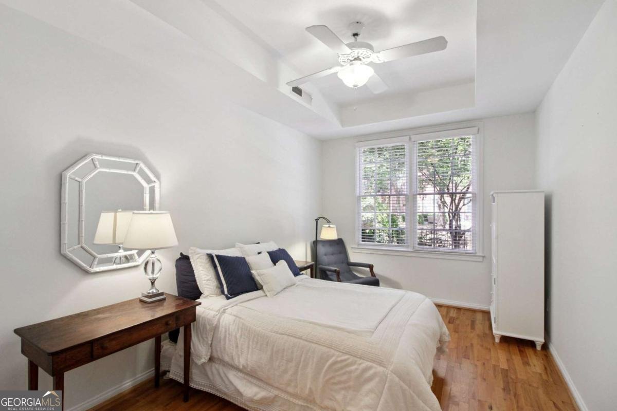 1735 Peachtree Street Atlanta - 14