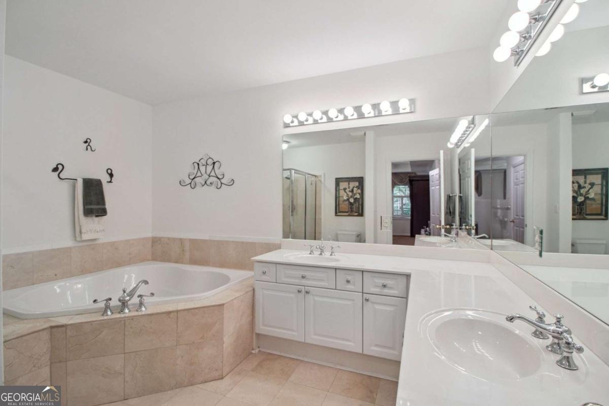 1735 Peachtree Street Atlanta - 17