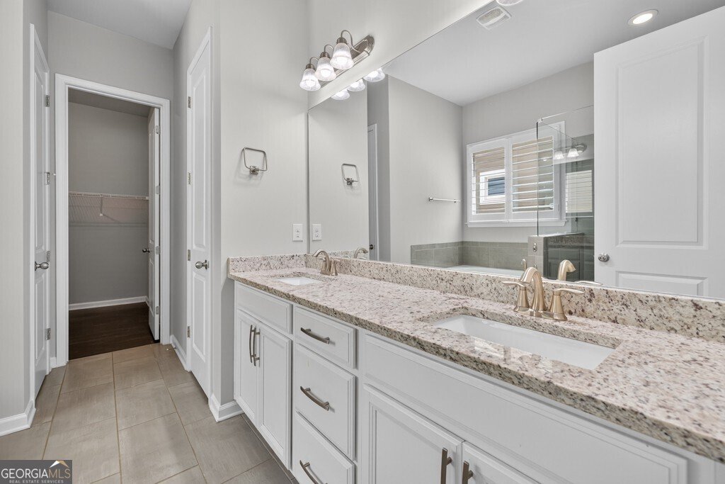 509 Suwanee Green Boulevard Suwanee - 25