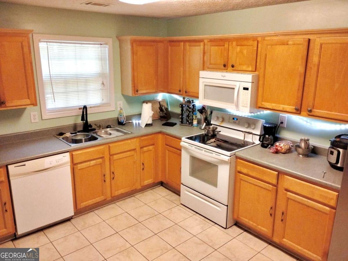 633 Skyland Drive Winder - 6