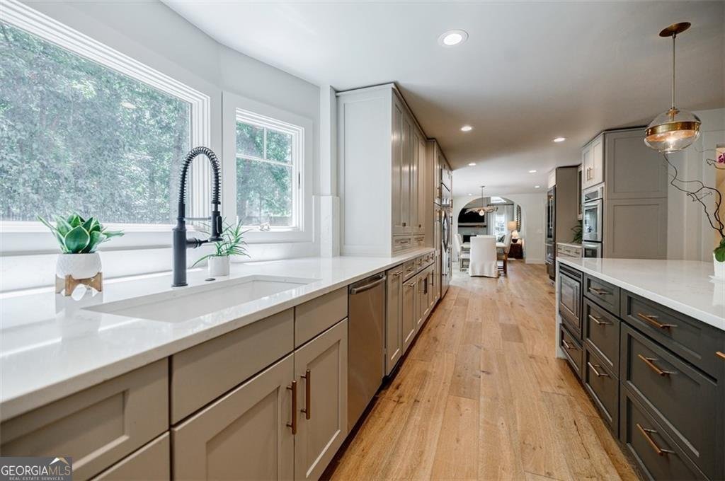 515 Hounds Ridge Sandy Springs - 11