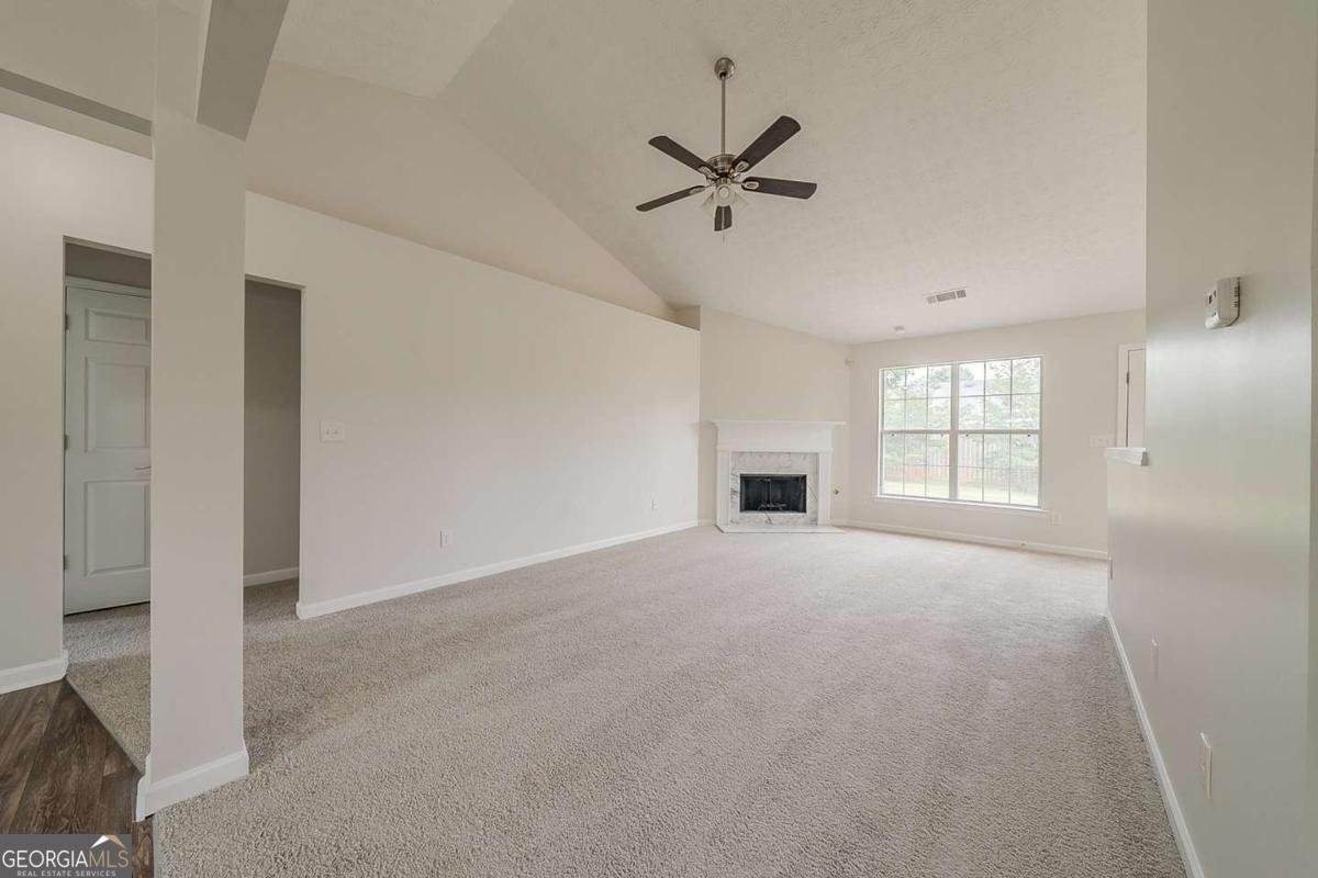 2494 Hillvale Circle Lithonia - 11