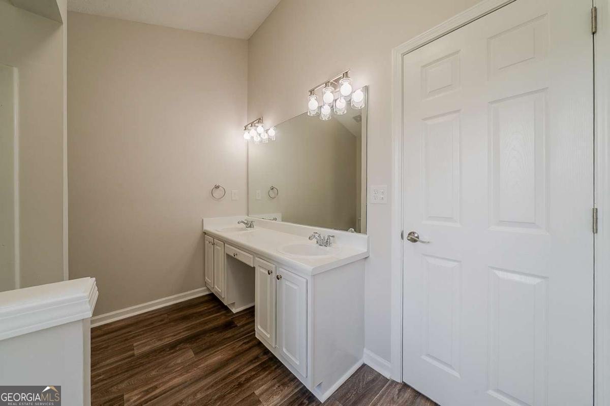 2494 Hillvale Circle Lithonia - 15