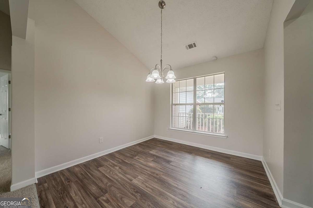 2494 Hillvale Circle Lithonia - 20
