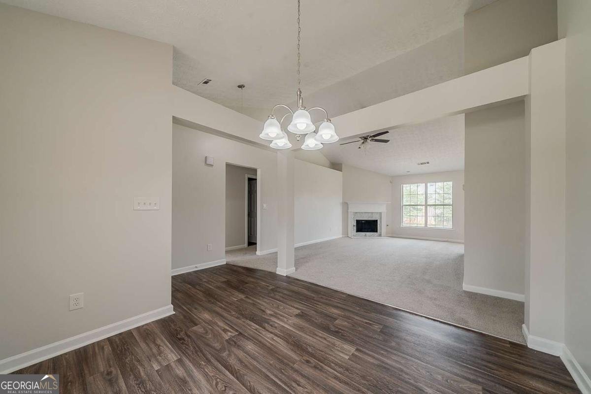 2494 Hillvale Circle Lithonia - 21