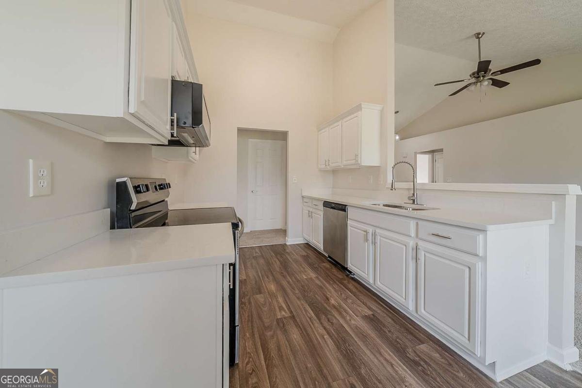 2494 Hillvale Circle Lithonia - 8