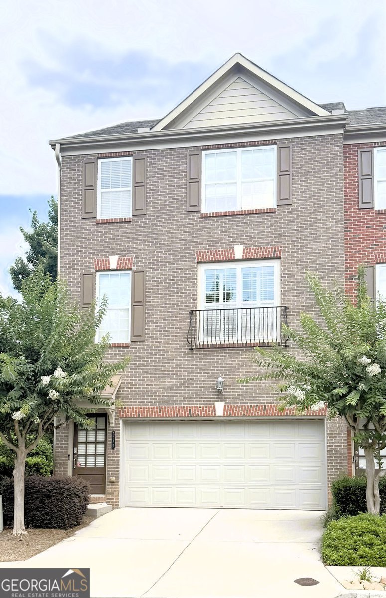 3235 Greenwood Oak Drive Peachtree Corners - 1
